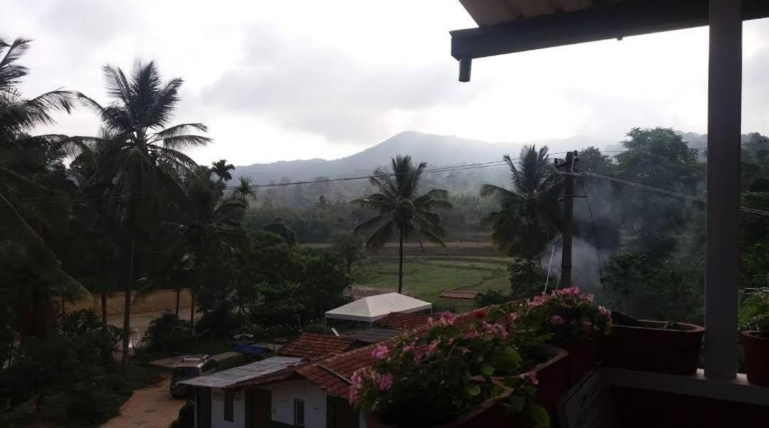 Camp Coorg Lejlighed Madikeri Eksteriør billede